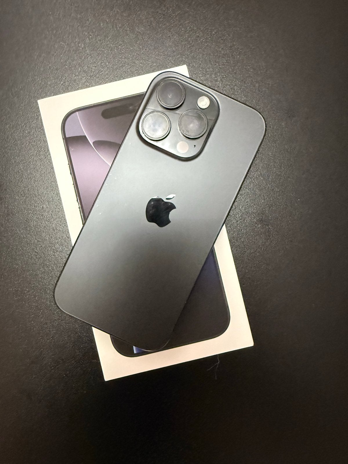 iPhone 16 Pro 256GB Zwart, Telecommunicatie, Mobiele telefoons | Apple iPhone, Zwart, 88 %, Ophalen of Verzenden, Zo goed als nieuw