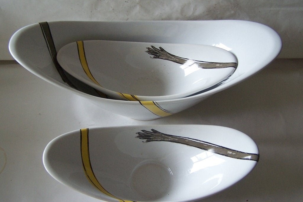 Set van 3 Artihove schalen met handmotief. Zie foto's., Huis en Inrichting, Overige merken, Ophalen of Verzenden, Modern, Porselein