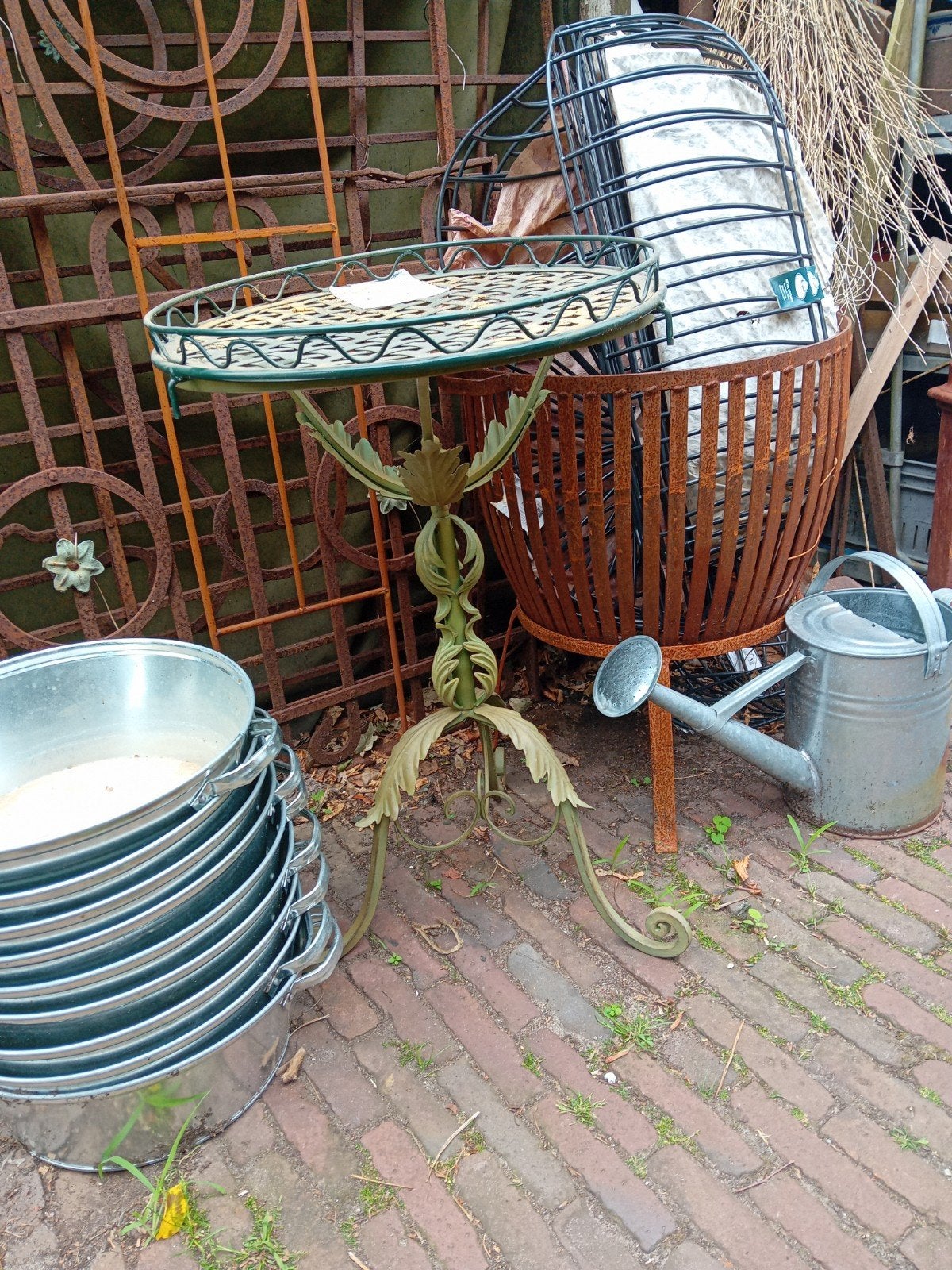 Tuintafeltje m/z glazen blad Ook: "De Evenaar" Eemnes, Ophalen, Gebruikt