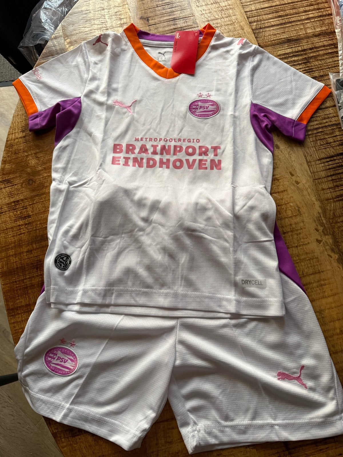 PSV uit tenue 2026/2027 met sokken - Maat 140/146, Ophalen of Verzenden, Nieuw