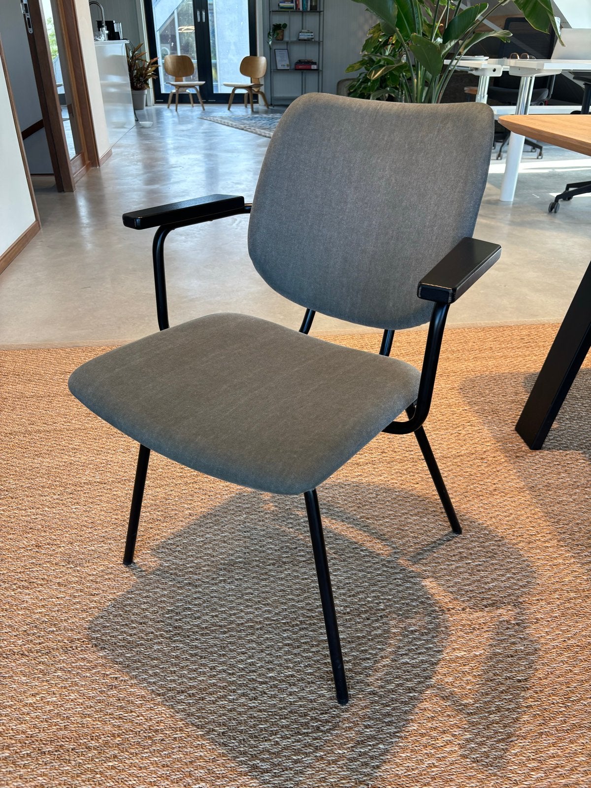 Stijlvolle Bodilson stoelen - Groen met zwart metalen frame, Huis en Inrichting, Ophalen, Overige kleuren, Zo goed als nieuw, Metaal