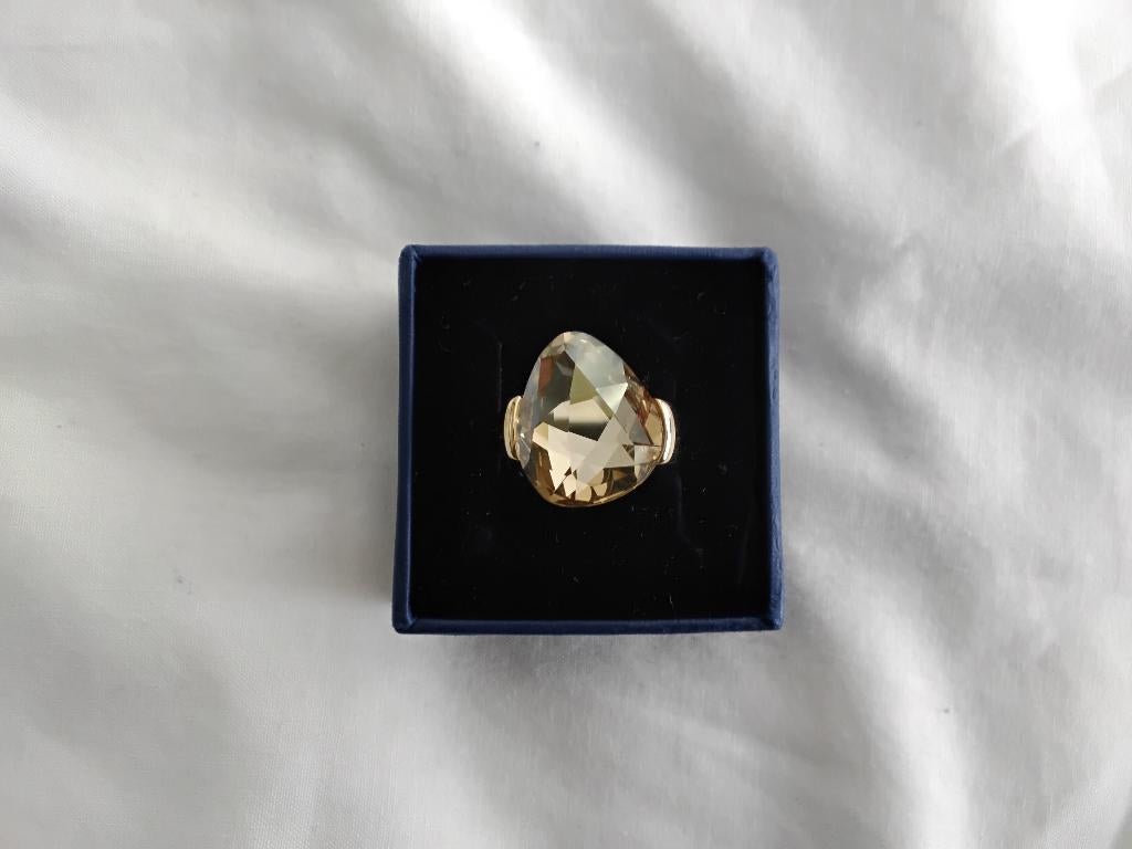 Swarovski sieraden, Ophalen, Nieuw, Goud, Overige materialen