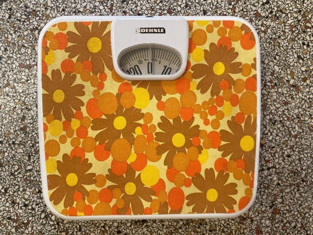 Soehnle bloemen weegschaal vintage geel oranje rood jaren 70, Gebruikt, 100 kg of meer, Ophalen of Verzenden, Personenweegschaal