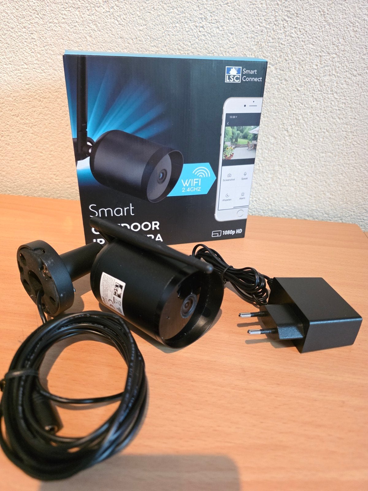 LSC Smart Outdoor WiFi IP Camera - Beveilig uw huis!, Ophalen of Verzenden, Nieuw