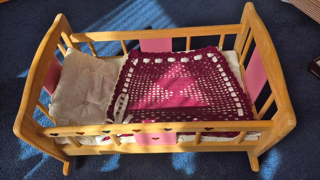 Houten poppen wiegje, Ophalen of Verzenden