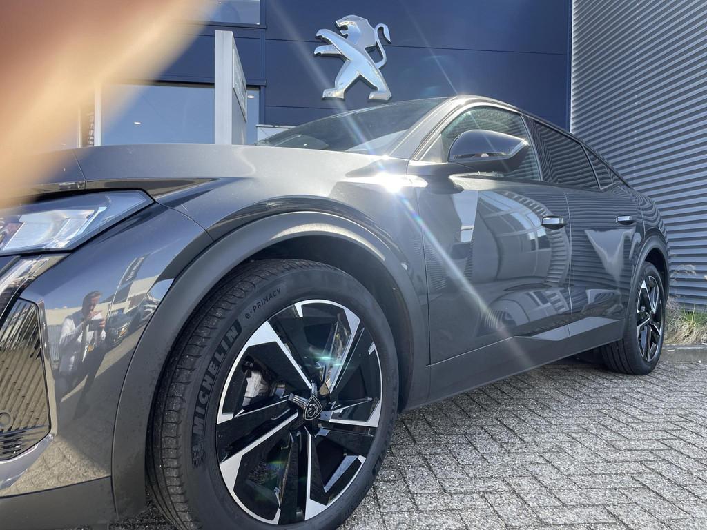 Peugeot 408 1.2 PureTech Allure Pack 130 EAT8, 12 maanden, Gebruikt, 1199 cc, Leder en Stof