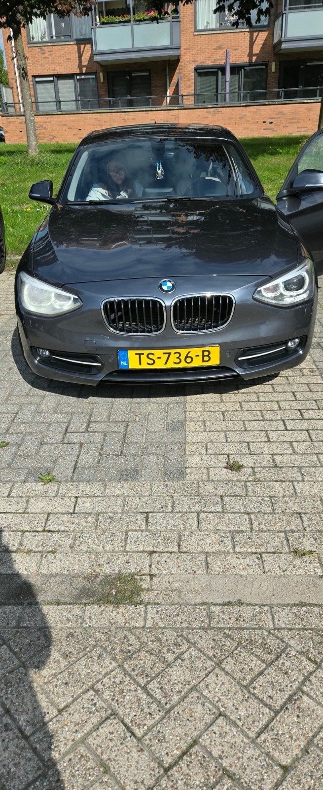 BMW 1-Serie 116I 100KW 5DR 2013 Grijs, Auto's, 1-Serie, 4 cilinders, 1200 kg, 19 km/l