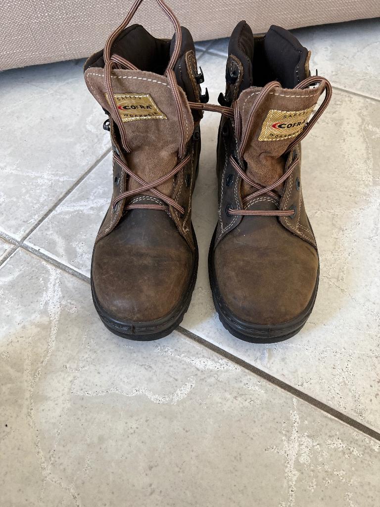 Licht gedragen paar Cofra werkschoenen maat 39, Bruin, Verzenden, Werkschoenen, Cofra