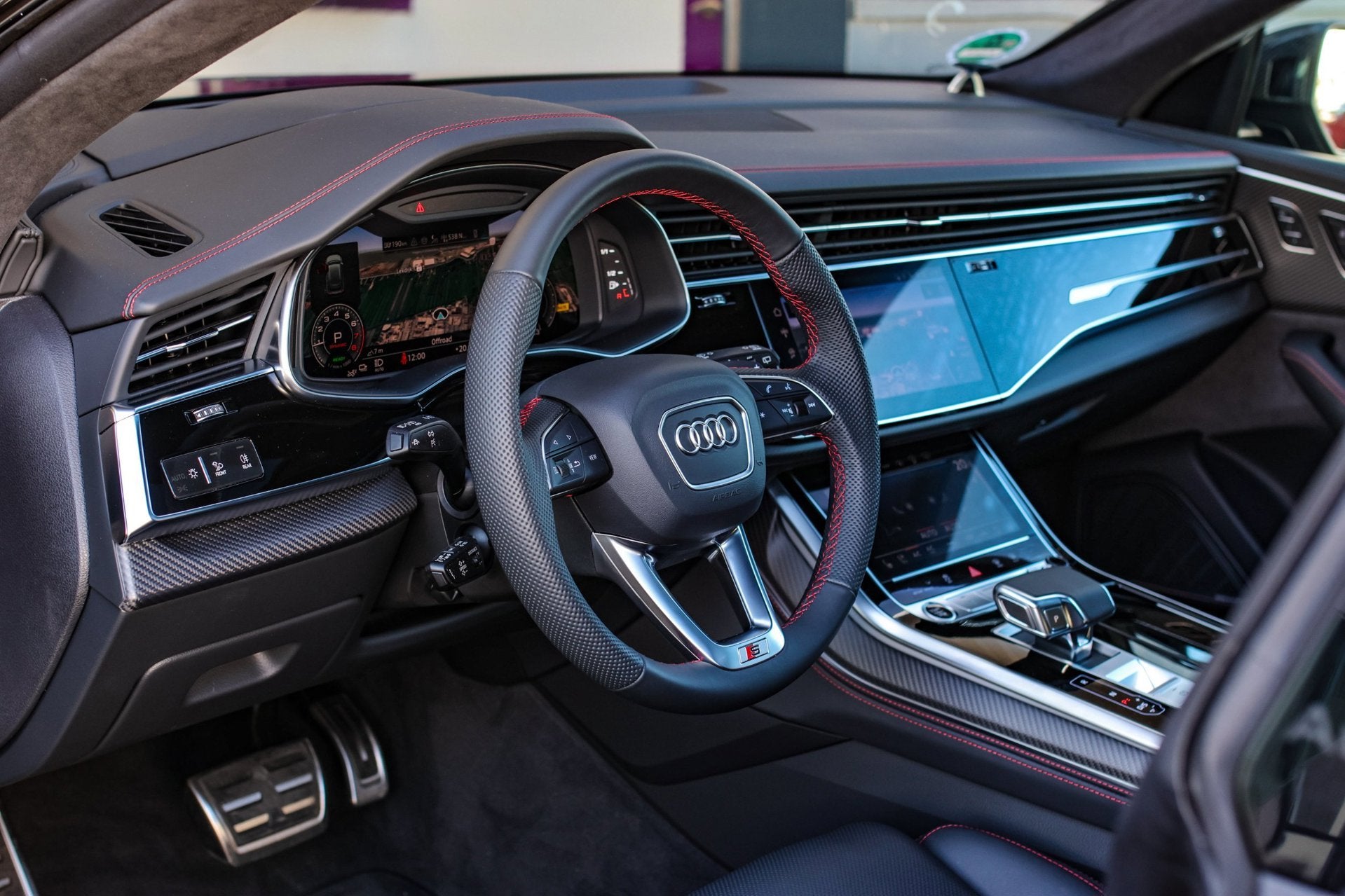 Audi Q8 60 TFSI e Quattro Competition *Pano*B&O Advanced*4-W, Auto's, Automaat, Dealer onderhouden, Gebruikt, 2995 cc