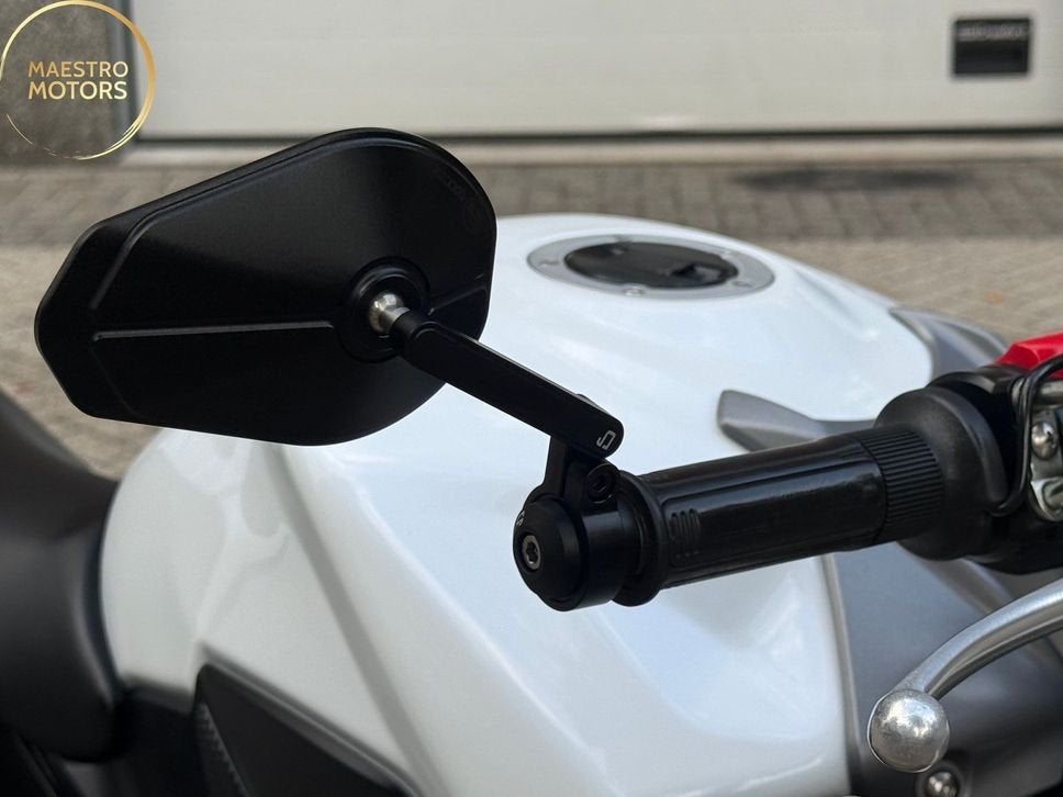 Foto 12 van SUZUKI GSR 750 ABS Origineel NL GROTE Beurt gehad TOPPER !!