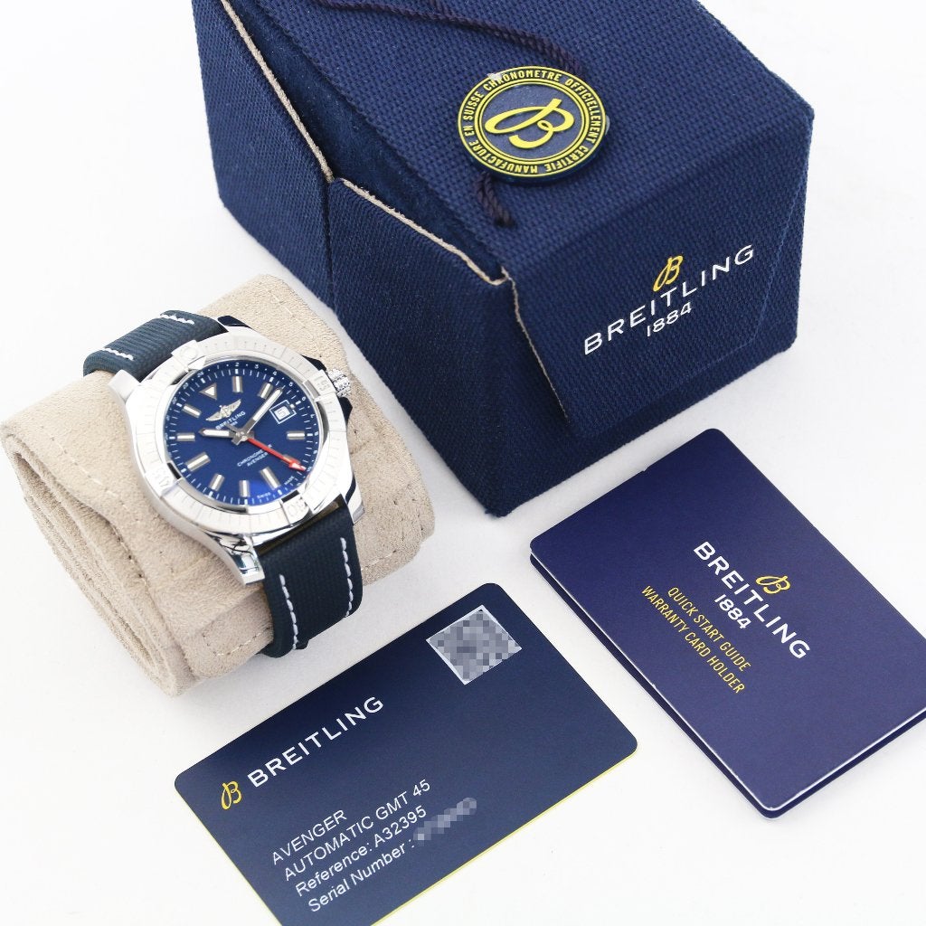 Breitling Avenger Automatic GMT 45 (Zeer goed/ 2024), Leer, Staal, Breitling, Polshorloge