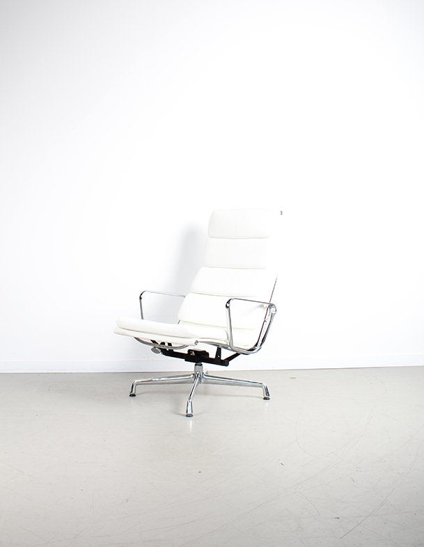 1x Vitra Eames EA 222 Softpad Wit – Chroom, Niet ingevuld, Niet ingevuld, 75 tot 100 cm, Ophalen of Verzenden