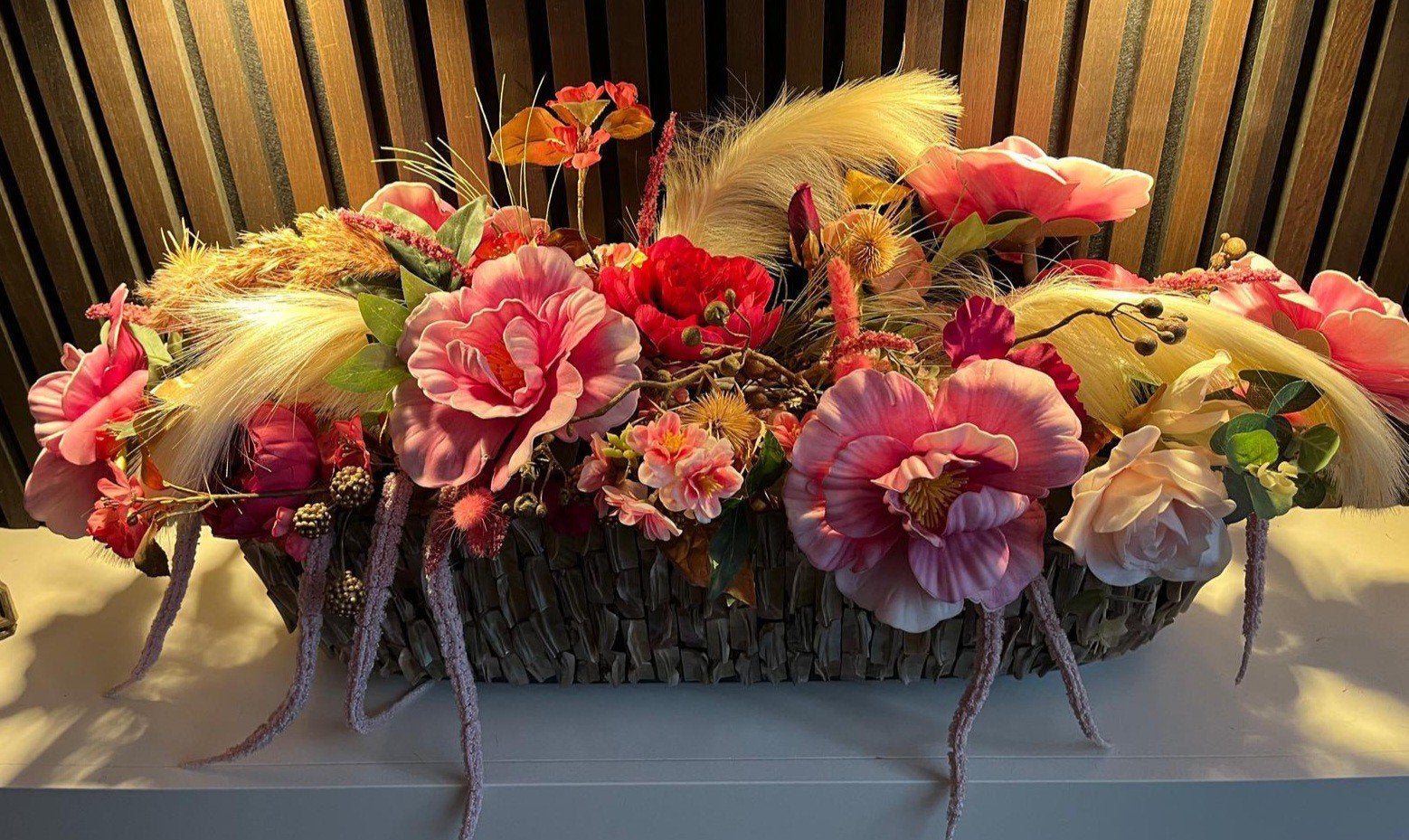 Prachtig bloemstuk met diverse kunstbloemen, Ophalen of Verzenden