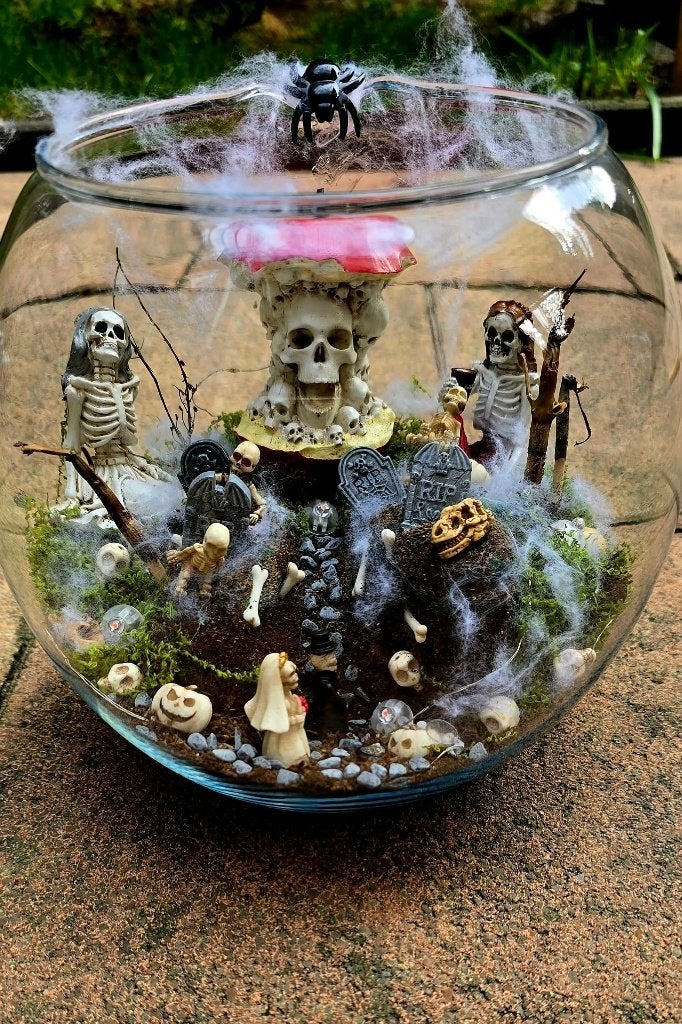 Gothic wedding, Ophalen, Nieuw, 1:35 tot 1:50, Diorama