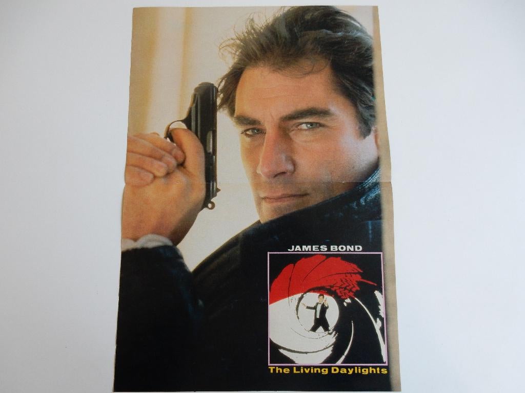 U2 achterkant The Living Daylights (James Bond/007) poster., Verzamelen, Posters, Rechthoekig Staand, Ophalen of Verzenden, Zo goed als nieuw