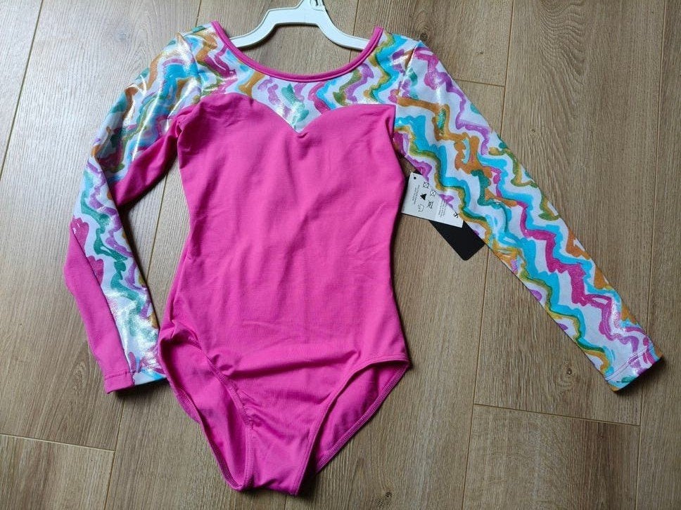 So Danca Turnpakje Roze Nieuw Maat 12/14 (146) Lange Mouwen, Sport en Fitness, Turnen, Ophalen of Verzenden, Nieuw, Roze, Overige typen