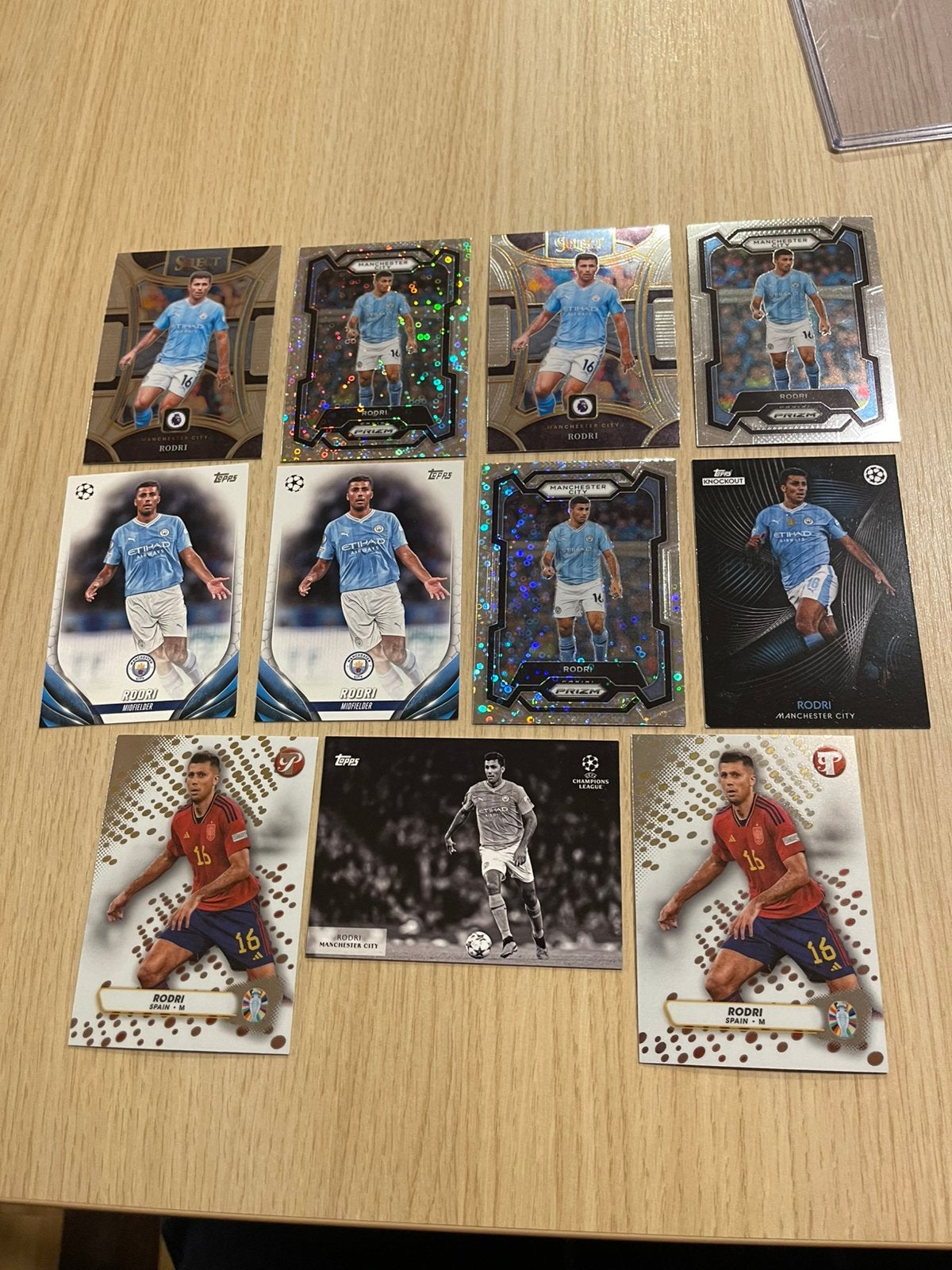 11 Rodri kaarten Panini en Topps. Manchester City - Spanje, Ophalen of Verzenden, Zo goed als nieuw