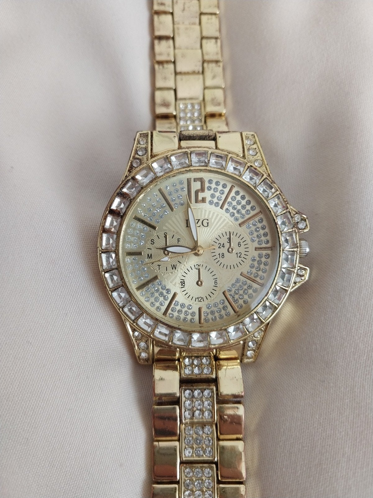Goudkleurig horloge met strass - batterij nodig, Overige merken, Overige materialen, Gebruikt, Polshorloge