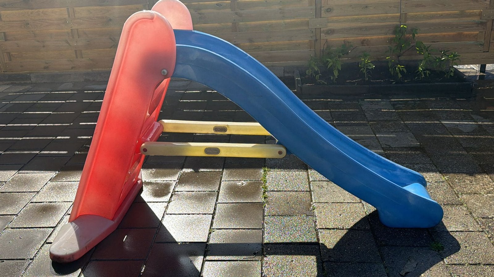 Glijbaan van Little Tikes, Kinderen en Baby's, Speelgoed | Buiten | Speeltoestellen, Ophalen, Zo goed als nieuw, Glijbaan