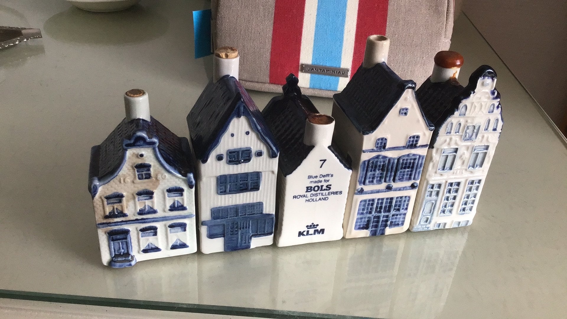 5 KLM huisjes van vroeger nrs5 Royal Delft-6-7-8Delft Hol.10, Verzamelen, Ophalen of Verzenden, Zo goed als nieuw, 1 t/m 20