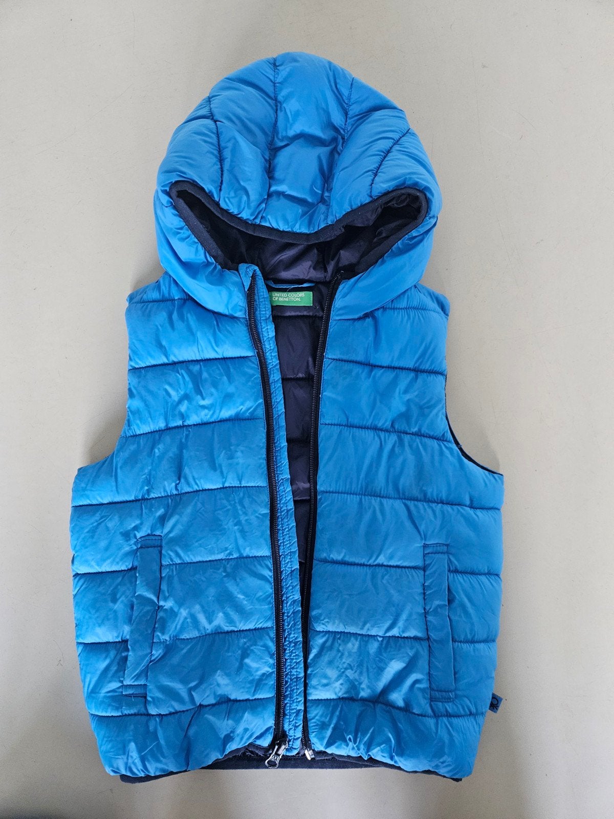 Benetton bodywarmer blauw maat 100 cm (3-4 jaar), Ophalen of Verzenden, Zo goed als nieuw