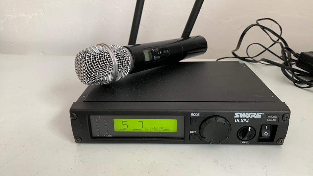 Shure ULXP4 draadloos microfoon, Ophalen, Gebruikt, Zangmicrofoon, Draadloos
