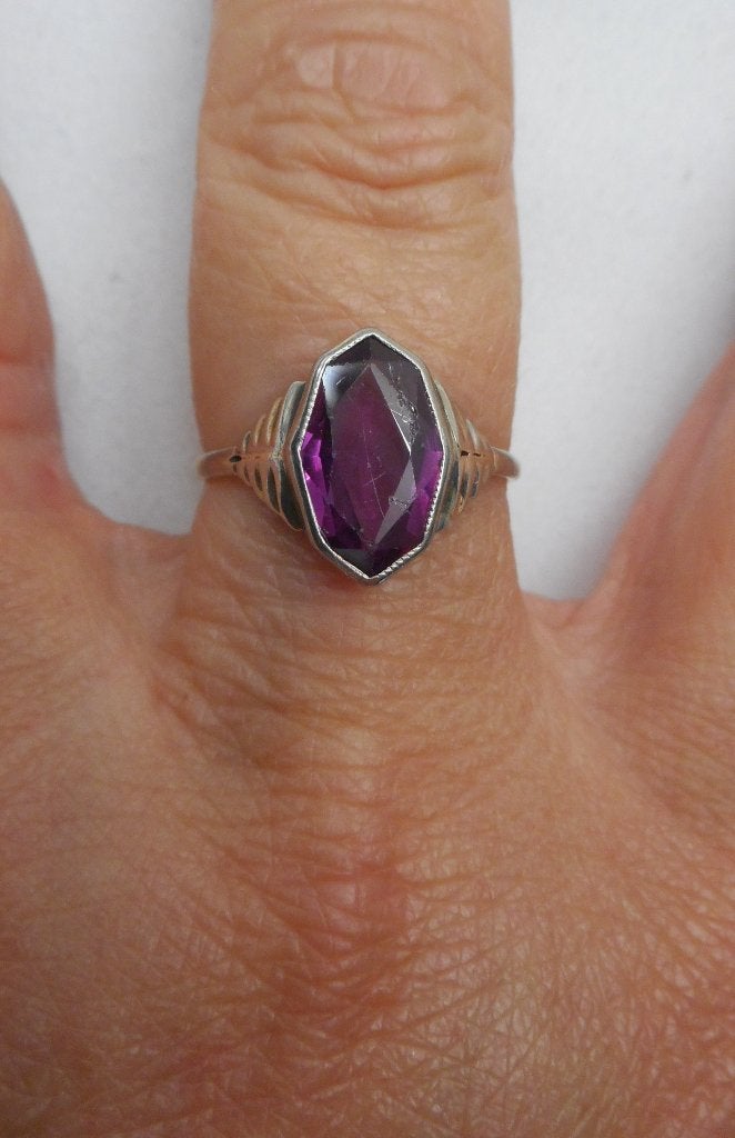 14 karaat gouden Art Deco ring met robijn bicolor nr.340, Verzenden, Goud, Ring, Met edelsteen