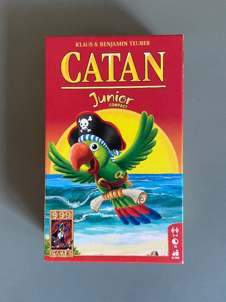 Catan Junior Compact, Hobby en Vrije tijd, Gezelschapsspellen | Bordspellen, Ophalen of Verzenden, Zo goed als nieuw