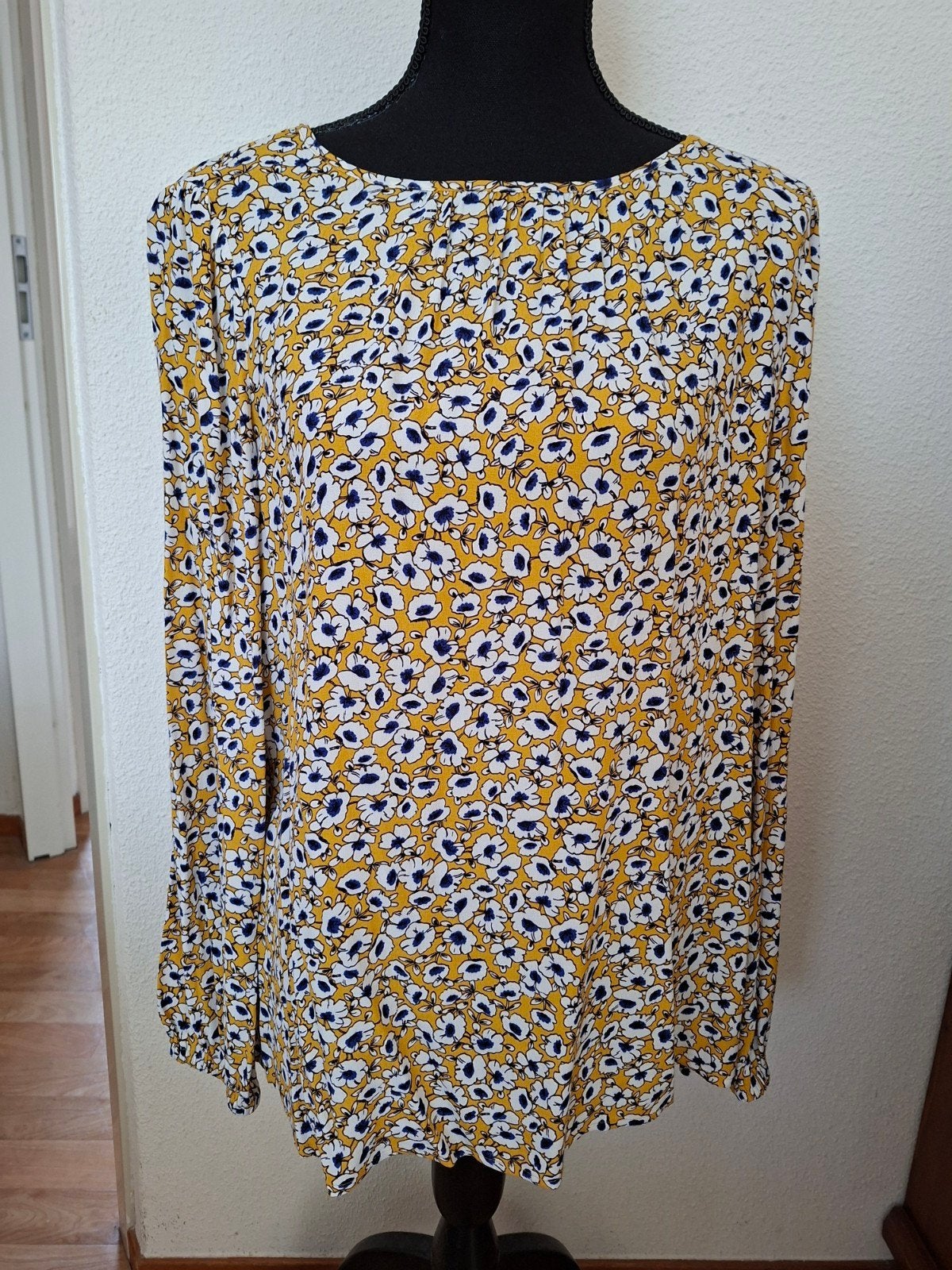 Prachtig nieuw shirt blouse ESPRIT, Kleding | Dames, Jurken, Verzenden, Nieuw, Maat 42/44 (L)