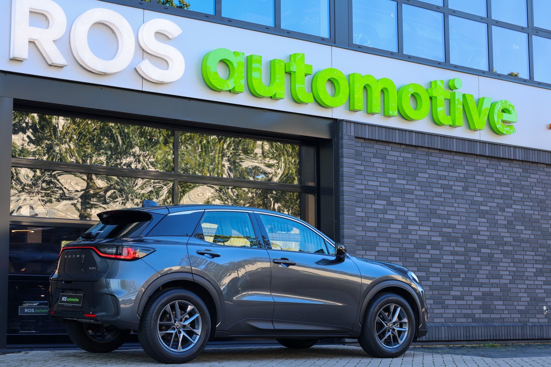 Lexus LBX 1.5 Business Line 2WD | CAMERA | ACC | CARPLAY | S, Auto's, Dealer onderhouden, Stof, Gebruikt, LBX