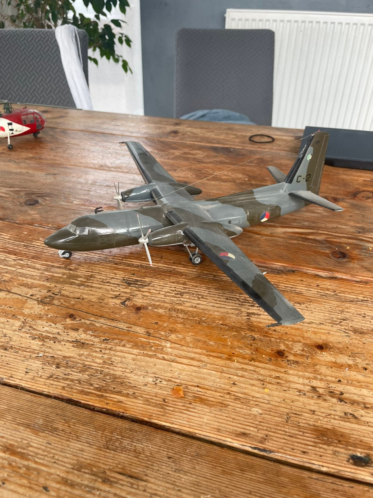 1/72 Fokker F-27 schaalmodel gebouwd luchtmacht Klu dutch, 1:72 tot 1:144, Gebruikt, Italeri, Ophalen of Verzenden