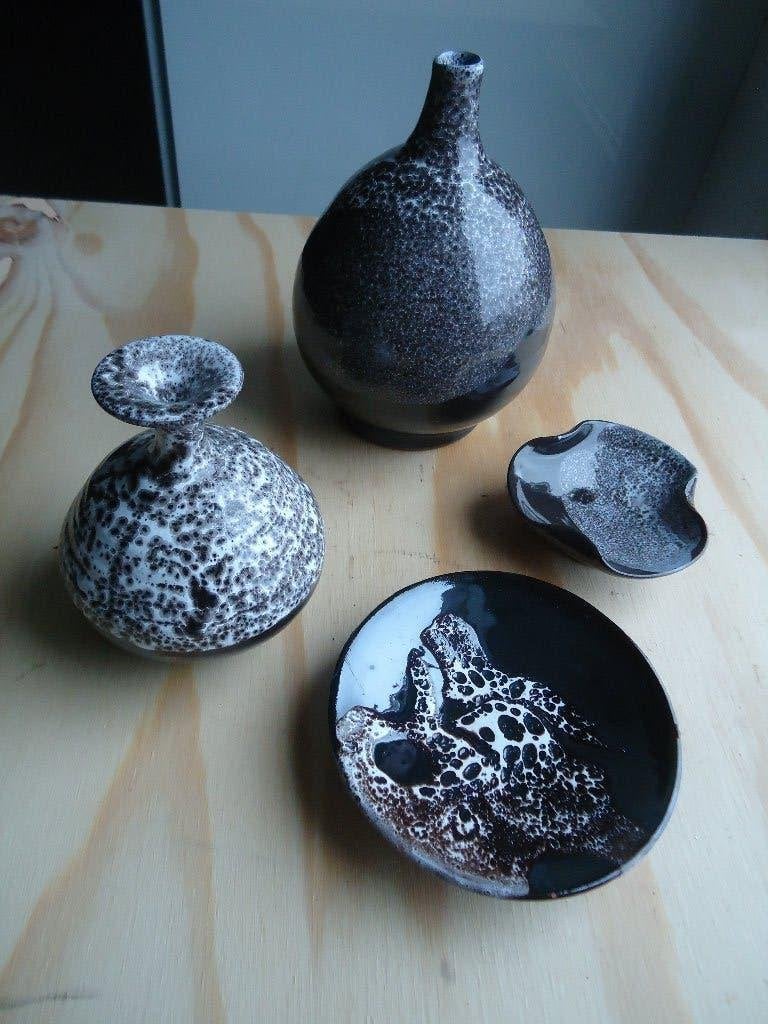 Fraaie set 4 stuks keramiek Gesigneerd door de kunstenaar, Ophalen of Verzenden