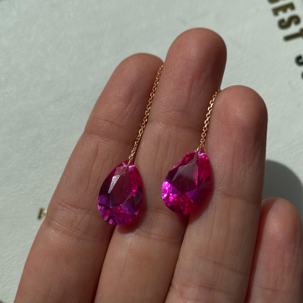 Oorbellen roze saffier geel goud 18K, Hangers, Ophalen of Verzenden, Zo goed als nieuw, Roze