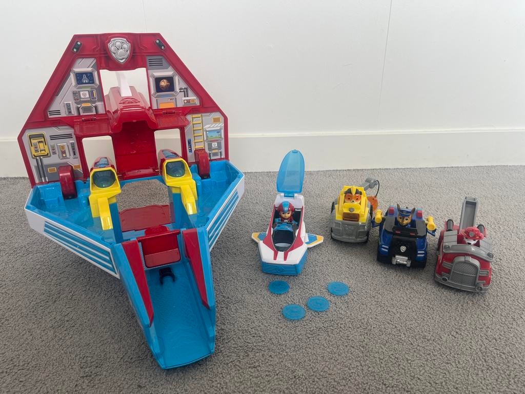 Paw patrol vliegtuig met figuren en voertuigen, Ophalen, Zo goed als nieuw