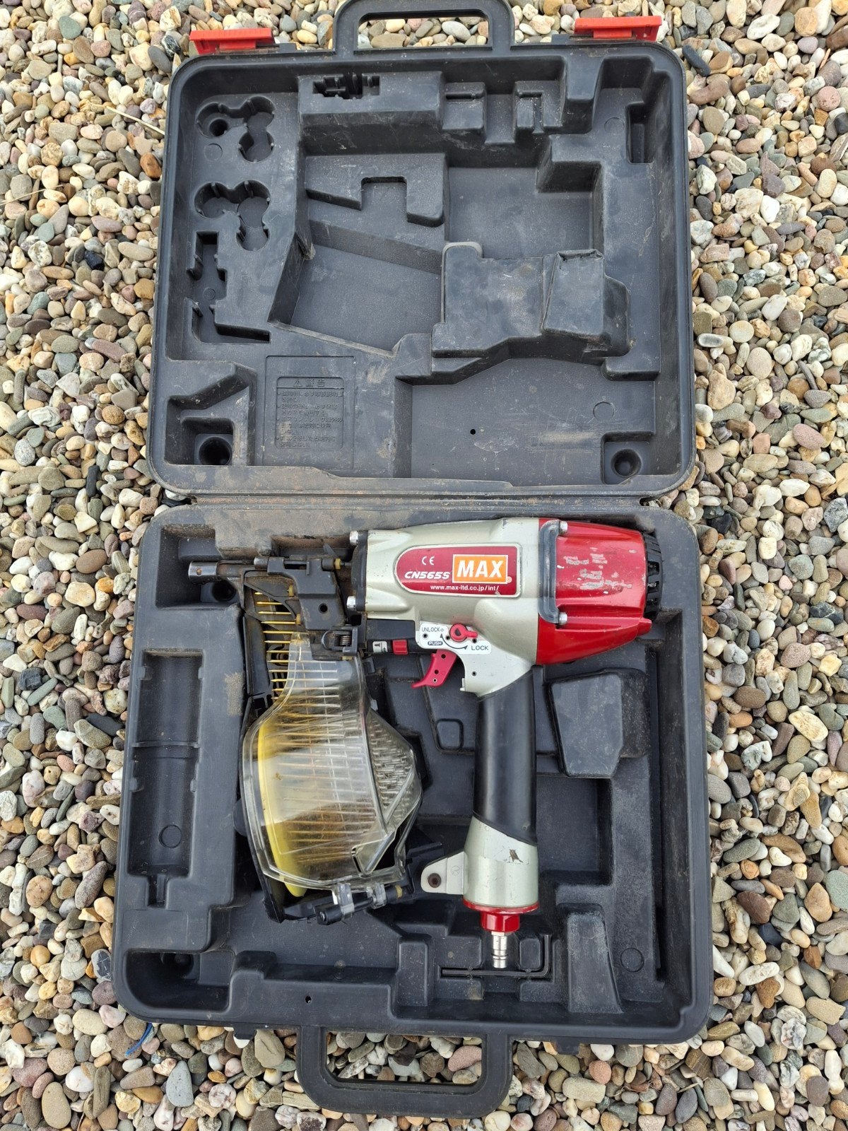 MAX CN565 CE cool nailer/spijkerpistool op lucht, Ophalen of Verzenden, Gebruikt, Tacker/nietmachine, Overige merken