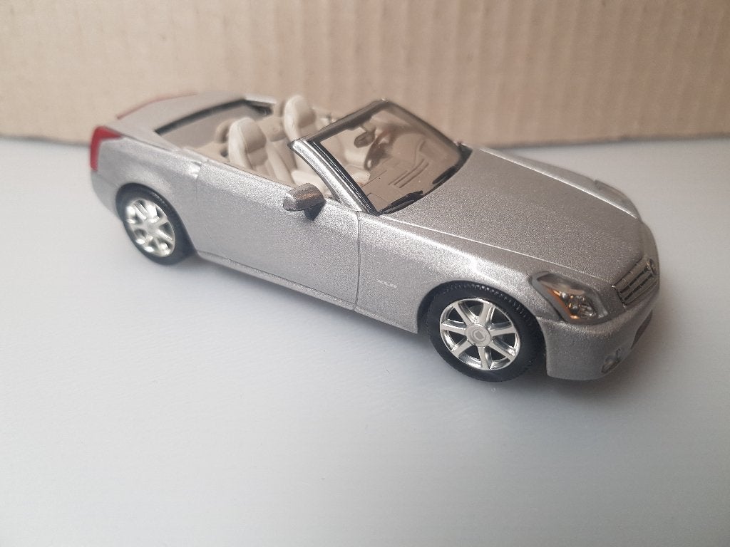 Norev - Cadillac XLR [zilver] 1/43, Ophalen of Verzenden, Gebruikt, Auto, Norev