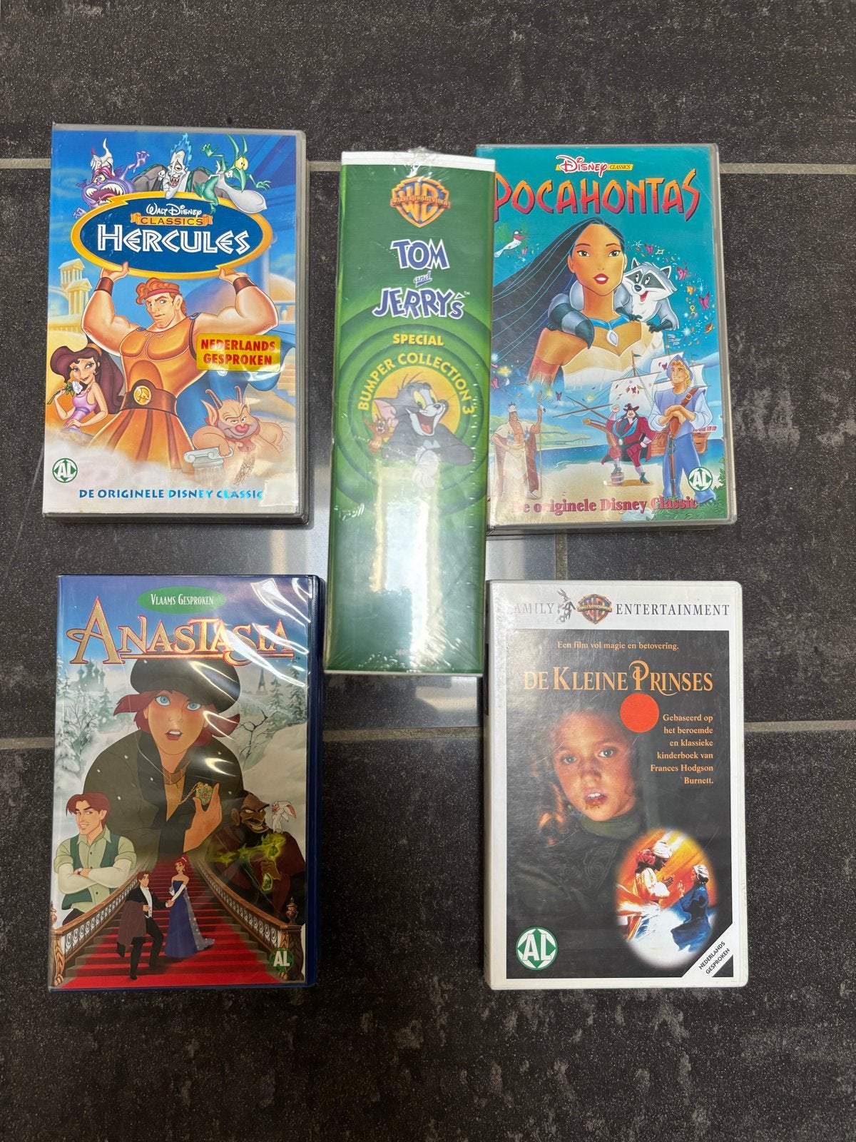 VHS Disney en meer: Hercules, Pocahontas, Tom & Jerry, Anast, Nederlands ondertiteld, Alle leeftijden, Actie en Avontuur, Nieuw in verpakking