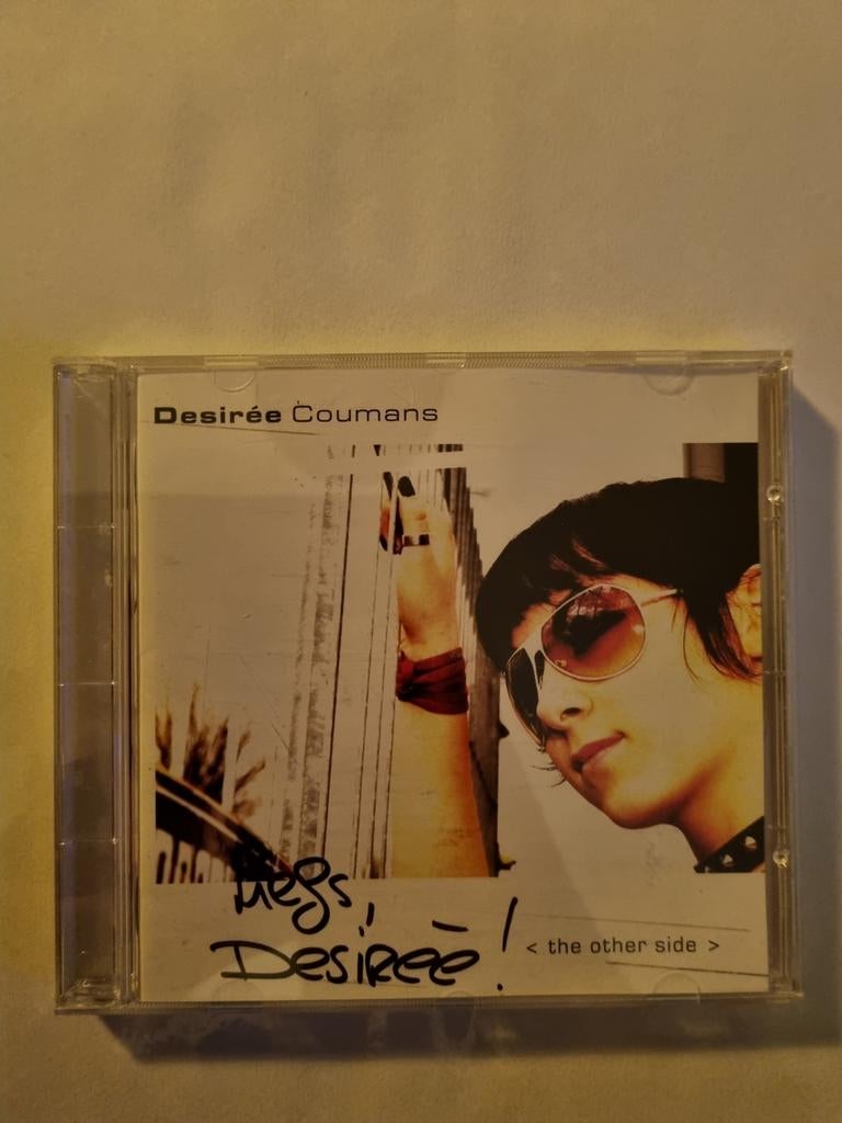 Desirée coumans - The other side. cd. 2005
Gesigneerd, Ophalen of Verzenden, Gebruikt