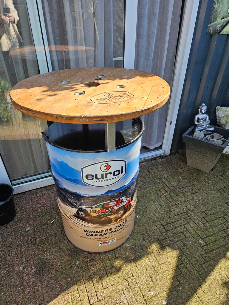 Unieke statafel / barbecue van olievat, Ophalen, Gebruikt
