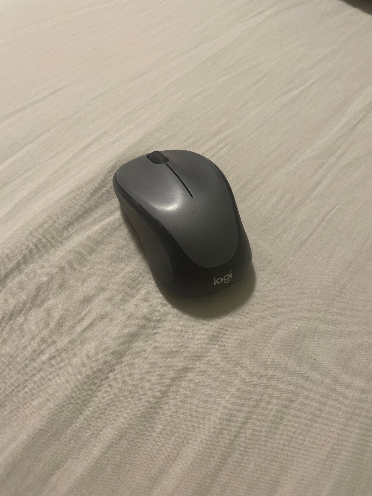 Logitech M235 Draadloze Muis - Grijs, Rechtshandig, Muis, Gebruikt, Ophalen of Verzenden