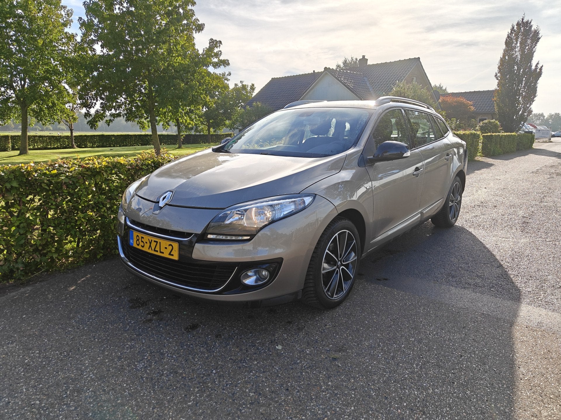 Renault Mégane Estate 1.2 TCe Bose CLIMA/NAVI BJ 2013, Auto diversen, Wijheseweg 65
8107PJ  BROEKLAND OV, NL, Bruin, Renault, 1198 cc