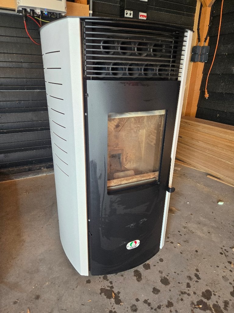 15 KW Pelletkachel, Ophalen, Overige brandstoffen, Zo goed als nieuw, Pelletkachel