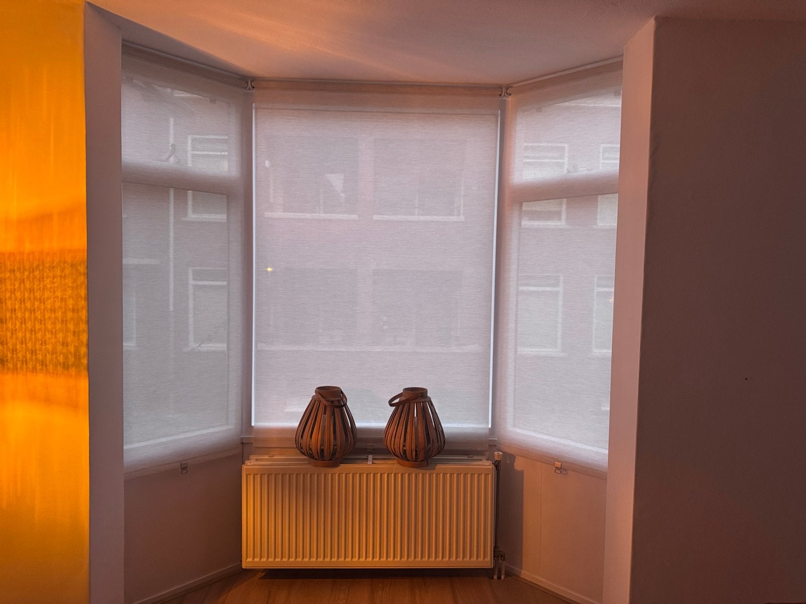 Lichtdoorlatende rolgordijnen, Ophalen, Gebruikt, 100 tot 150 cm, Crème of Beige