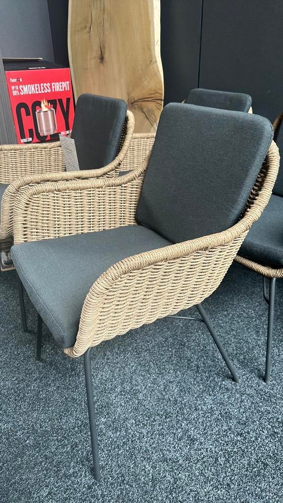 4x Tuinstoel NIEUW, Ophalen, Loswal 12, Info@oosten-eiken.nl, Nieuw
