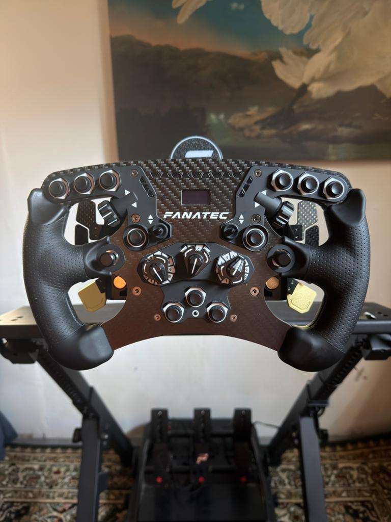 Fanatec DD+ met Formula V2.5 + Advanced Pedals & V3 Pedals, Ophalen, Zo goed als nieuw