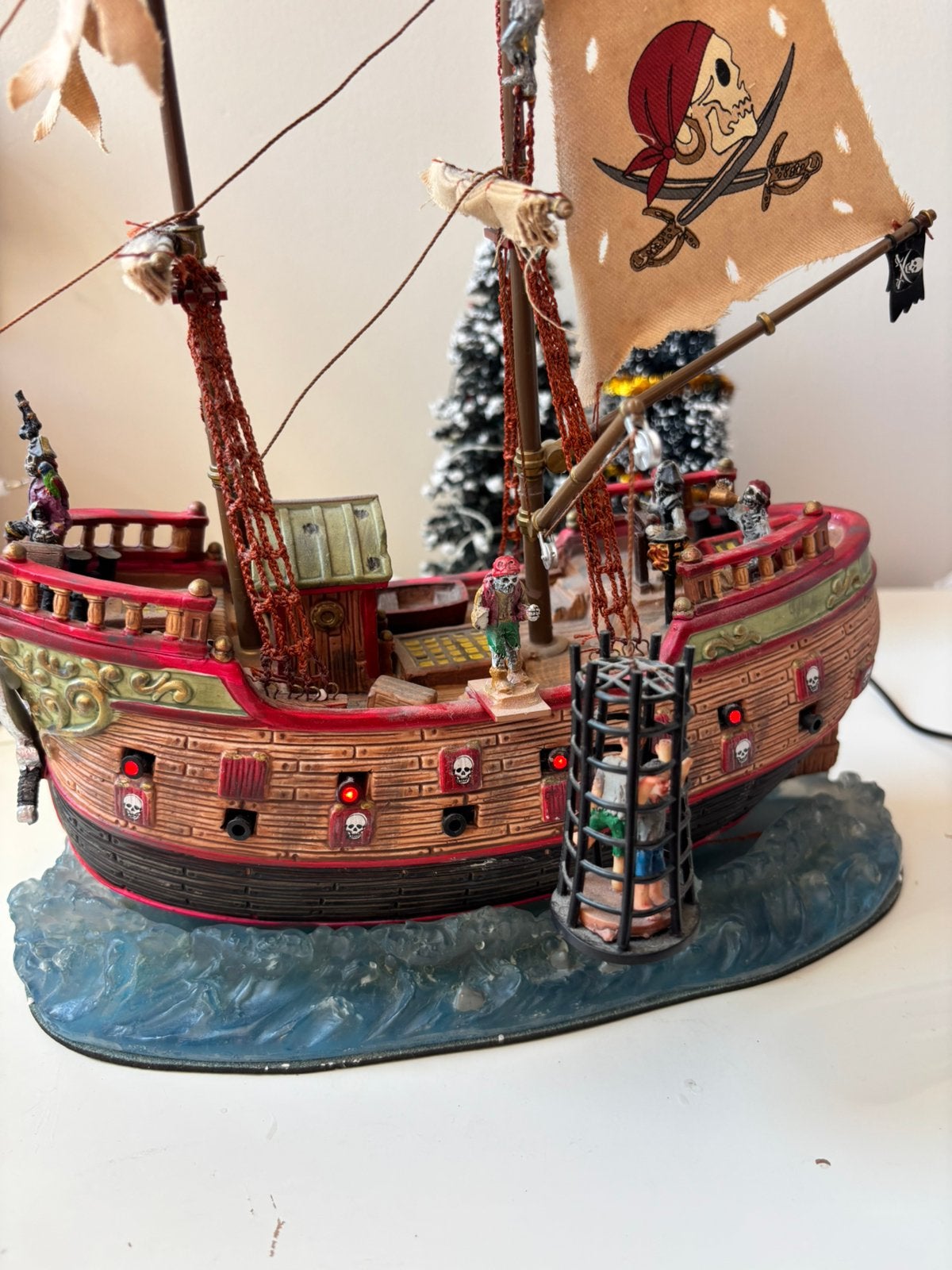 Lemax spooky town the jolly roger, Diversen, Kerst, Ophalen, Zo goed als nieuw
