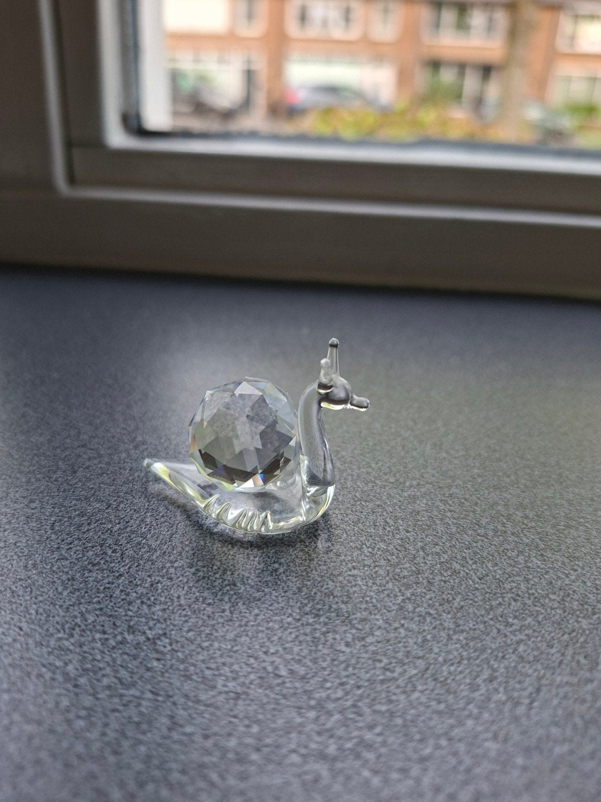 Glazen slakje met kristallen huisje, Antiek en Kunst, Ophalen