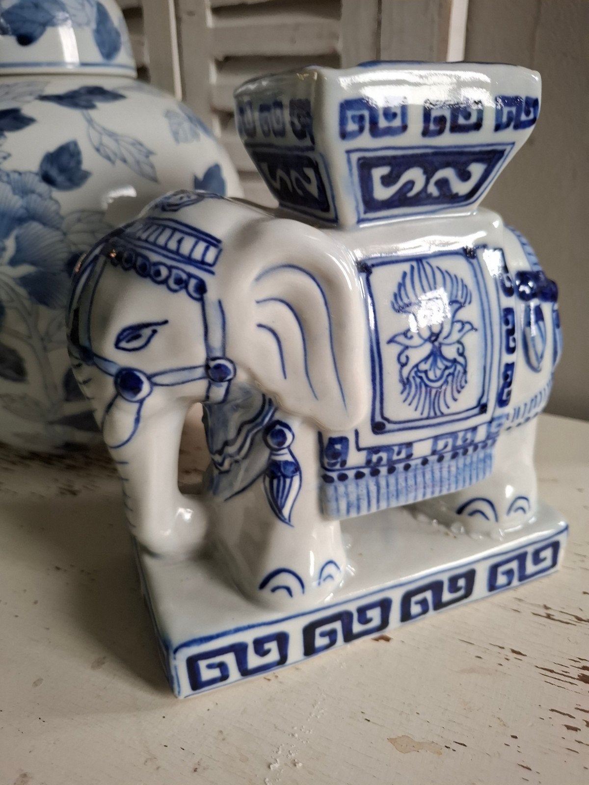 Keramiek olifant in blauw wit, Chinees plantentafeltje, vaas, Ophalen of Verzenden