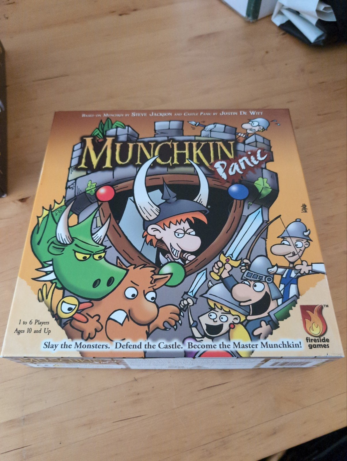 Munchkin Panic + expansion, Drie of vier spelers, Ophalen of Verzenden, Zo goed als nieuw, Fireside Games
