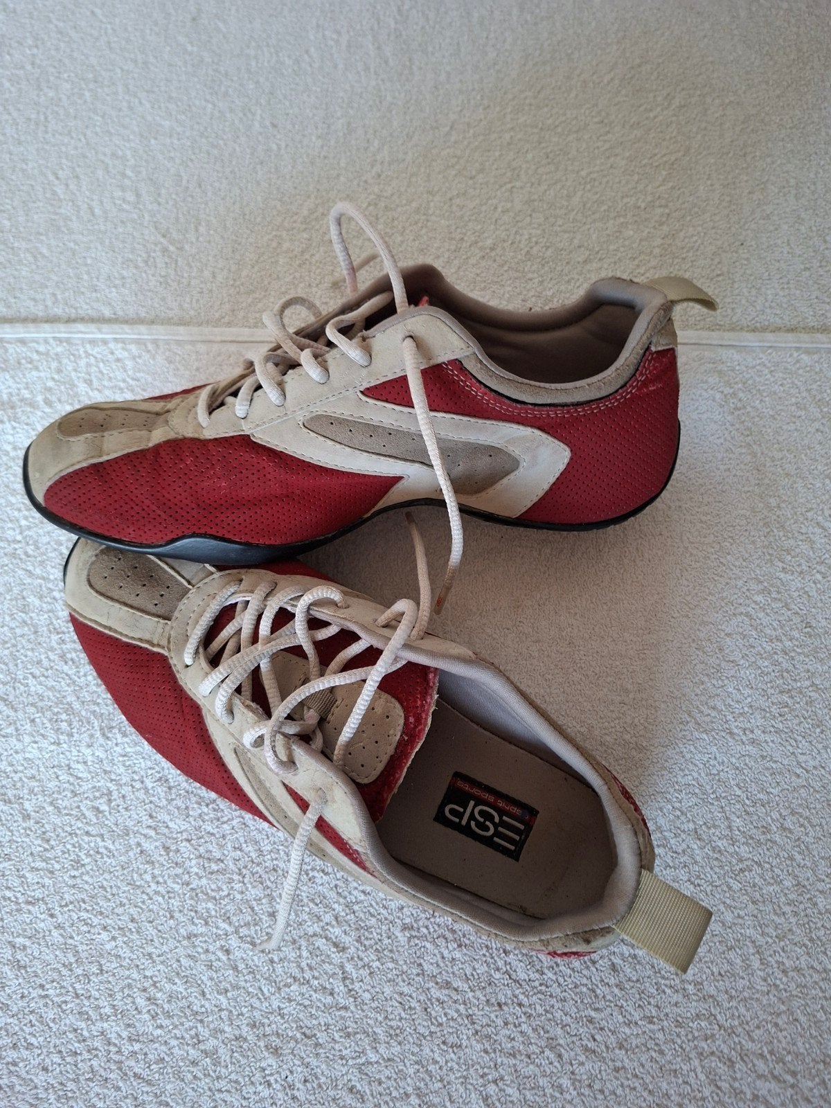 ESPRIT DAMES SPORT SNEAKERS.ROOD/BEIGE.39,5.suede/leer., Ophalen of Verzenden, Rood, Esprit, Sneakers of Gympen